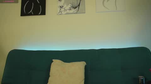 Snapshot of miss_viixen chatting on 02-26-25, 06:04 viixen online show from 02-26-25, 06:04