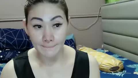 HOT MOMMY ZEPHYR online show from 02-02-26, 09:08