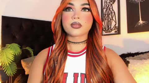 Snapshot of miss_zz chatting on 09-21-25, 02:51 miss_zz online show from 09-21-25, 02:51