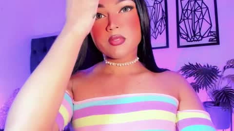 Snapshot of miss_zz chatting on 12-02-25, 06:47 miss_zz online show from 12-02-25, 06:47