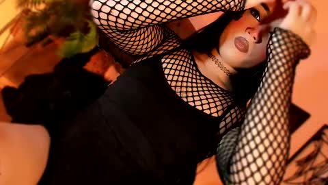 miss_zz online show from 04-26-26, 12:36