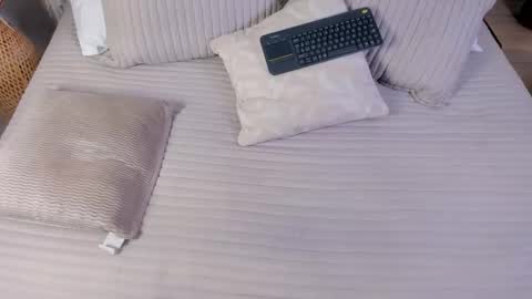 missalannah online show from 10-01-25, 09:21