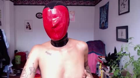 Snapshot of missanarky chatting on 02-05-25, 09:50 Anarkitten  online show from 02-05-25, 09:50