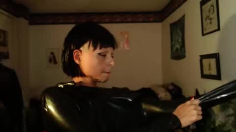 Snapshot of missanarky chatting on 02-11-25, 11:12 Anarkitten  online show from 02-11-25, 11:12