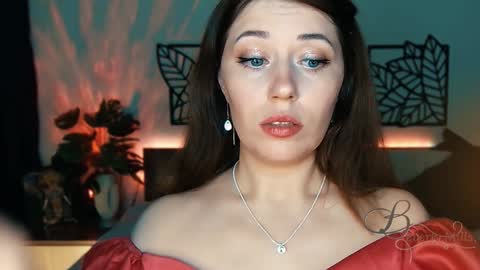 Snapshot of missbeverlymills chatting on 01-25-25, 02:36 The divine Beverly online show from 01-25-25, 02:36