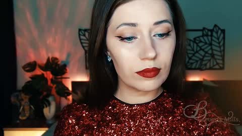 Snapshot of missbeverlymills chatting on 01-26-25, 05:55 The divine Beverly online show from 01-26-25, 05:55