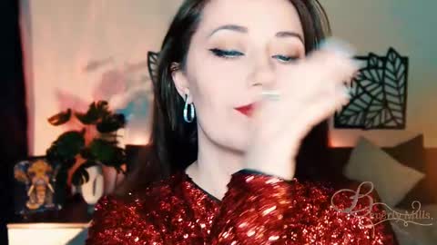 Snapshot of missbeverlymills chatting on 03-02-25, 06:19 The divine Beverly online show from 03-02-25, 06:19