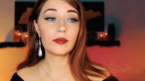 Snapshot of missbeverlymills chatting on 11-02-25, 02:25 The divine Beverly online show from 11-02-25, 02:25