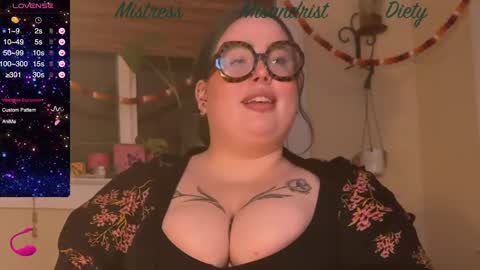 Snapshot of missbika chatting on 01-21-25, 04:43 Miss Bika online show from 01-21-25, 04:43