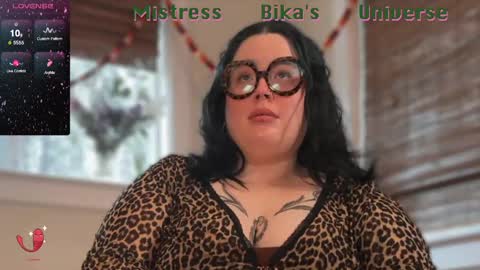 Snapshot of missbika chatting on 02-14-25, 09:21 Miss Bika online show from 02-14-25, 09:21