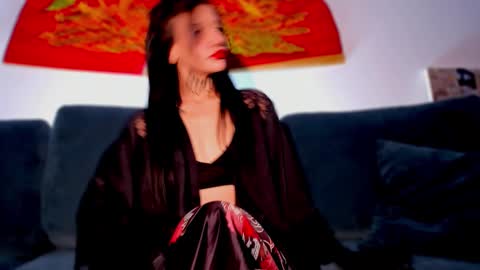 The Empress online show from 10-24-25, 01:46