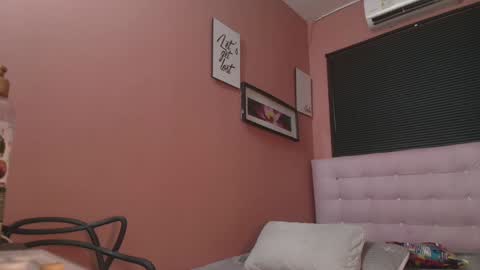 Miss Evelyn  online show from 12-11-24, 02:52