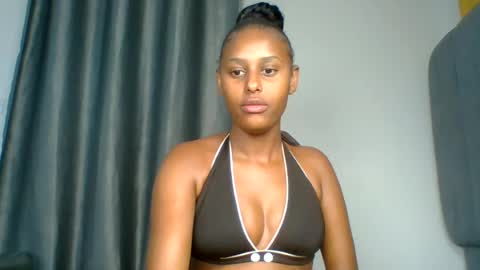 missbree1 online show from 07-23-26, 08:18