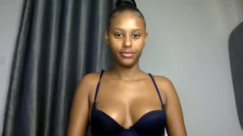 missbree1 online show from 07-24-26, 10:13