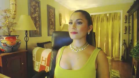 Snapshot of missbrownx chatting on 12-12-24, 05:20 Brownie -P online show from 12-12-24, 05:20