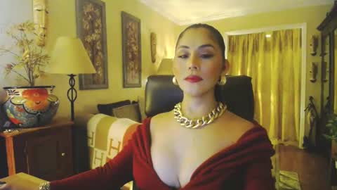 Snapshot of missbrownx chatting on 02-08-25, 06:22 Brownie -P online show from 02-08-25, 06:22