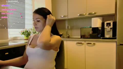 Snapshot of missbya chatting on 05-28-26, 04:54 missbya online show from 05-28-26, 04:54
