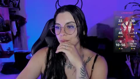 Missy Charlottte.  Hey remember to give me a thumbs up ty online show from 10-04-25, 04:10