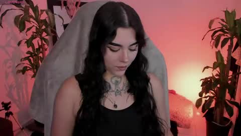 Missy Charlottte.  Hey remember to give me a thumbs up ty online show from 04-29-26, 05:00