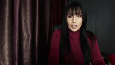 Snapshot of missdyaa chatting on 12-24-24, 09:22 Miss online show from 12-24-24, 09:22