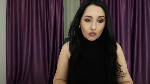 Snapshot of missdyaa chatting on 02-01-25, 12:29 Miss online show from 02-01-25, 12:29
