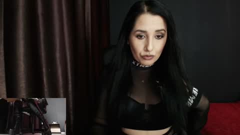 Snapshot of missdyaa chatting on 10-04-25, 09:24 Miss online show from 10-04-25, 09:24