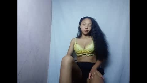 Snapshot of missfireangel chatting on 03-22-26, 09:51 MadagascarQueen online show from 03-22-26, 09:51