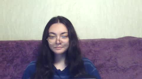 missis mona online show from 06-15-26, 07:43