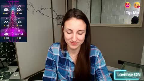 Snapshot of missis_sofiia chatting on 12-22-24, 01:00 Sofia online show from 12-22-24, 01:00