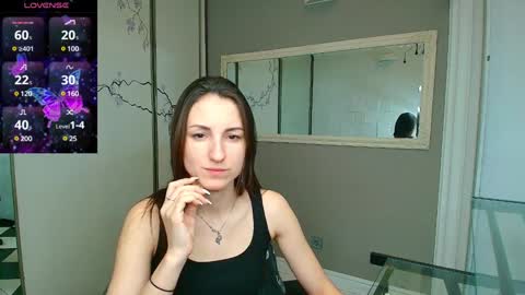 Snapshot of missis_sofiia chatting on 01-11-25, 07:06 Sofia online show from 01-11-25, 07:06