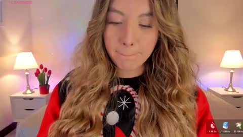 Snapshot of missisabella1 chatting on 12-15-25, 12:53 Bella Castillo online show from 12-15-25, 12:53