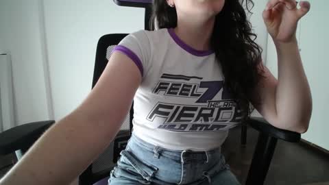 Snapshot of missivana777 chatting on 01-29-25, 08:04 Ivana online show from 01-29-25, 08:04