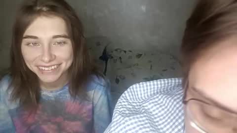 Snapshot of missjadefox chatting on 12-14-25, 04:23 Ashley and Alex online show from 12-14-25, 04:23