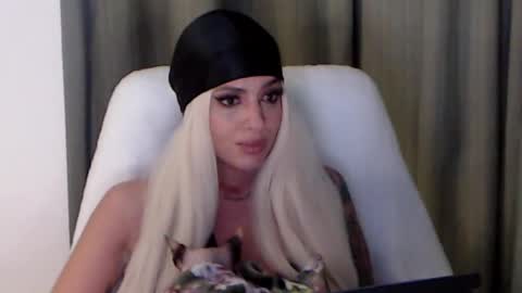 Snapshot of missjenny7 chatting on 10-20-25, 09:04 MissJenny7 online show from 10-20-25, 09:04