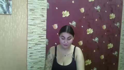 Snapshot of misskiss878 chatting on 01-12-25, 01:32 Lisa online show from 01-12-25, 01:32