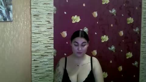 Snapshot of misskiss878 chatting on 01-19-25, 08:30 Lisa online show from 01-19-25, 08:30