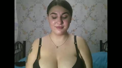 Snapshot of misskiss878 chatting on 03-07-25, 12:37 Lisa online show from 03-07-25, 12:37