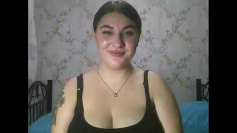 Snapshot of misskiss878 chatting on 03-10-25, 01:45 Lisa online show from 03-10-25, 01:45