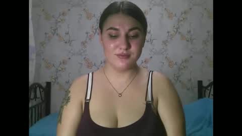Snapshot of misskiss878 chatting on 10-10-25, 12:20 Lisa online show from 10-10-25, 12:20