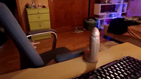 Snapshot of misskittyfox chatting on 12-30-24, 06:27 MissKittyFox online show from 12-30-24, 06:27