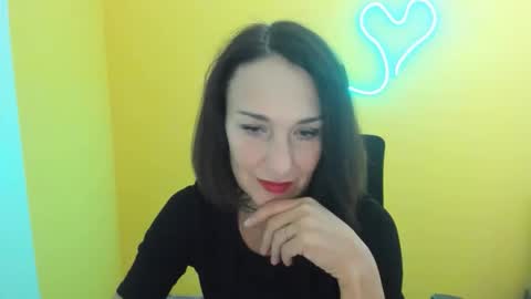 Snapshot of misskristyyy chatting on 10-22-25, 11:10 Christina online show from 10-22-25, 11:10