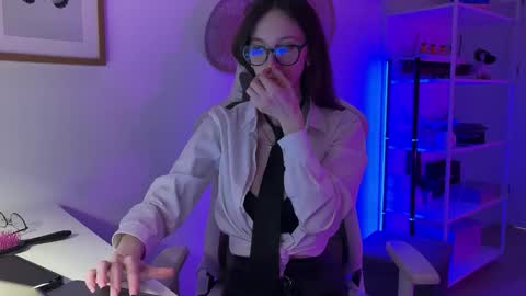 misslalii online show from 03-28-26, 07:02