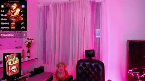 Snapshot of misslana_wn chatting on 12-24-24, 04:00 LanaLul  online show from 12-24-24, 04:00