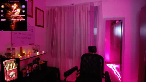 Snapshot of misslana_wn chatting on 09-27-25, 05:01 LanaLul  online show from 09-27-25, 05:01