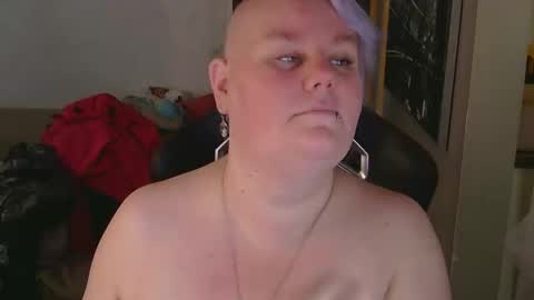 Snapshot of misslj90 chatting on 05-03-26, 12:55 misslj90 online show from 05-03-26, 12:55