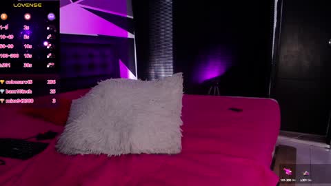 Miss Loise online show from 02-08-25, 03:31