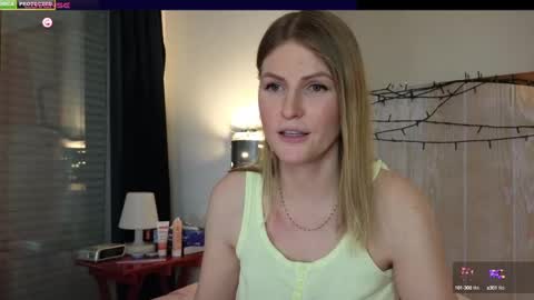 Misslucci online show from 01-10-25, 06:06