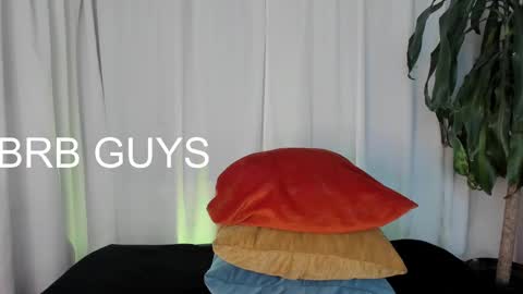 Snapshot of misslynn_ chatting on 02-18-25, 07:32 i am lyn online show from 02-18-25, 07:32