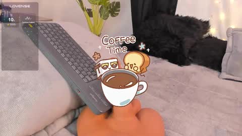 Alejandra  online show from 03-05-25, 01:06