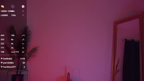Snapshot of missmerciless chatting on 02-10-25, 11:36 LUXXANDRA online show from 02-10-25, 11:36